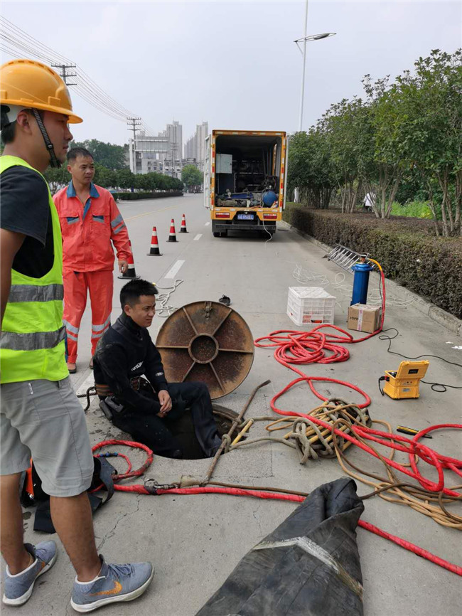 饶河翻衬法管道修复技术主要工序